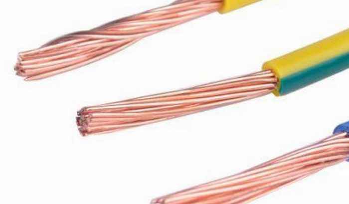 Почему проводку делают одножильным кабелем, а не многожильным, в чём разница