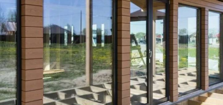 Какие выбрать окна для каркасного дома